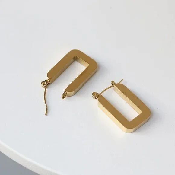 18k Gold Plated Thick Chunky Hollow Square Circle Geometric Gold Hoop Earrings - Picture 7 of 7